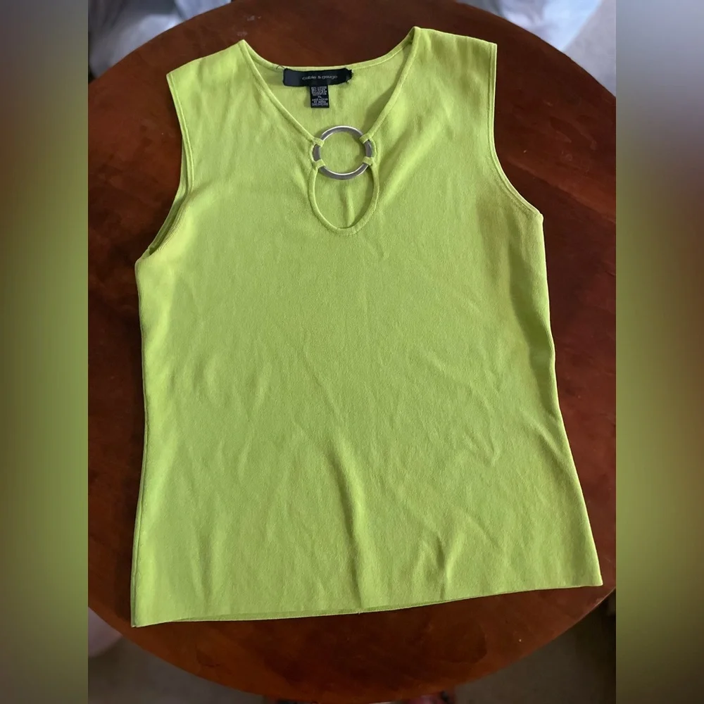 Cable and Gauge Sleeveless Top Lime Green - Picture 6 of 8